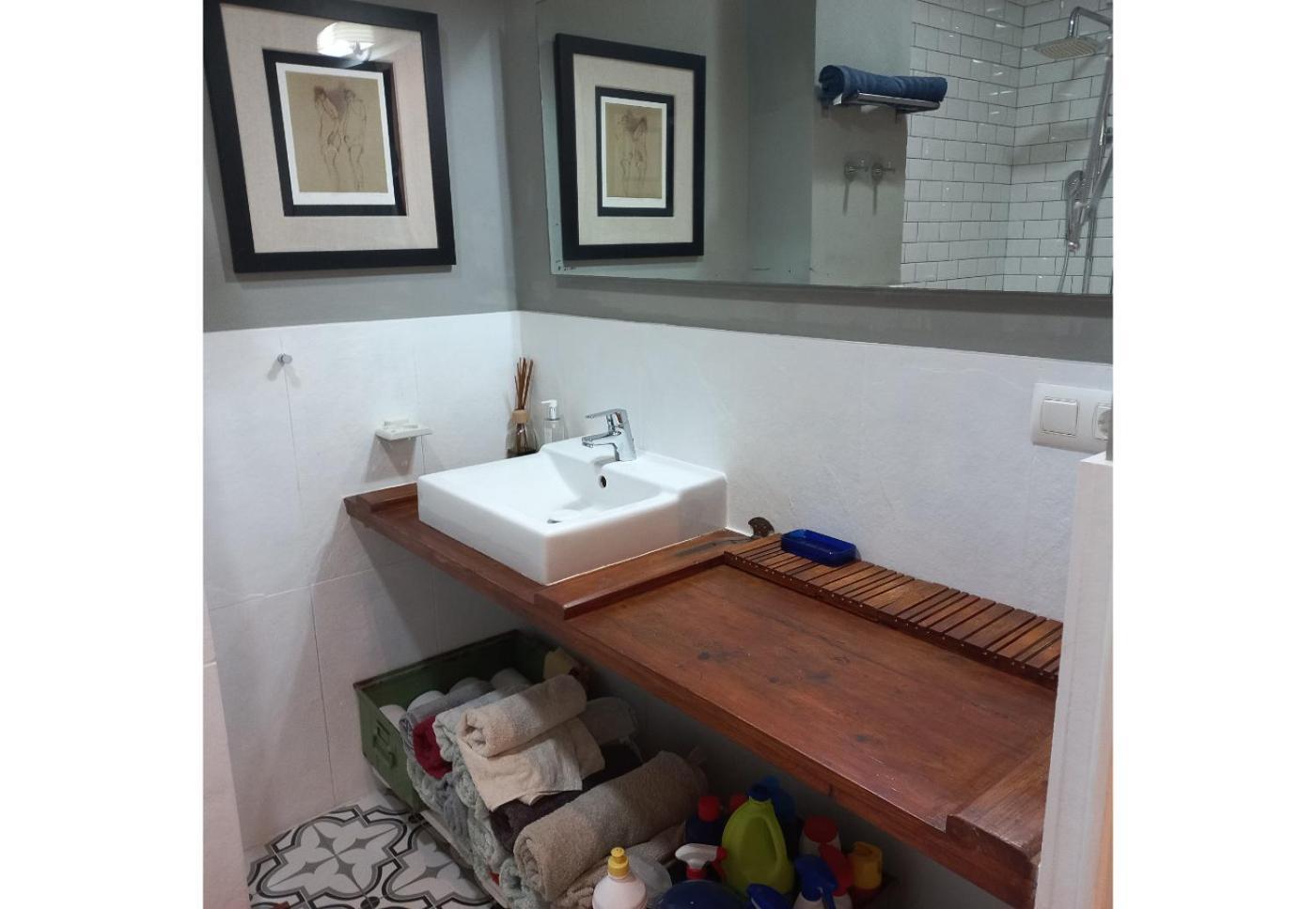 Classic City Apartment บาเลนเซีย ภายนอก รูปภาพ